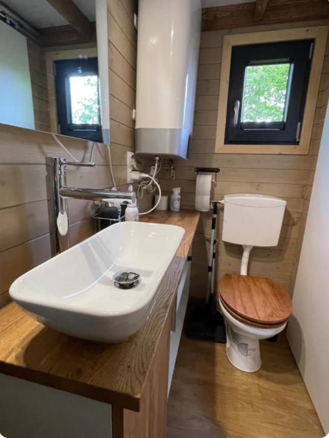 La Tiny House De Nanou Guest House Rochefort Exterior foto